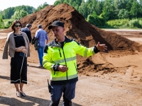Pärnumaal Tori valla Nurme külas toimuv ASB Greenworld’i turbasubstraatide tootmise avamine. Foto: Kalev Lilleorg / ASB Greenworld