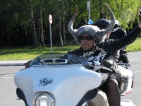 Pärnus toimuva motohooaja avamisel sõidetakse läbi Sindi. Foto: Urmas Saard / Külauudised