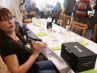 Pastakakogujad Pärnus Joonase kohvikus. Foto: Urmas Saard / Külauudised