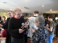 Pastakakogujad Pärnus Joonase kohvikus. Foto: Urmas Saard / Külauudised