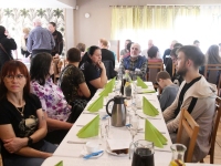 Pastakakogujad Pärnus Joonase kohvikus. Foto: Urmas Saard / Külauudised