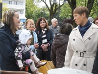 031 President Kersti Kaljulaid Iseseisvuse väljakul. Foto: Urmas Saard / Külauudised