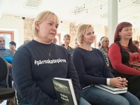 Raamatu “Pildikesi Paikuselt” esitlus Seljametsal. Foto: Urmas Saard / Külauudised