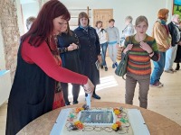 Raamatu “Pildikesi Paikuselt” esitlus Seljametsal. Foto: Urmas Saard / Külauudised