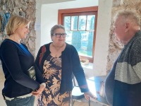 Raamatu “Pildikesi Paikuselt” esitlus Seljametsal. Foto: Urmas Saard / Külauudised