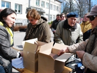Raamatu „Sindi elu piltides” esitlusele eeln ja esitluse pä aastal 2013. Foto: Urmas Saard Külauudised