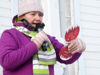 Raeküla Vanakooli keskuse ees tähistatav neljas adventpüha. Foto: Urmas Saard / Külauudised