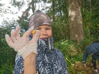 Raeküla Vanakooli keskuse huvikooli loodusring sügisetuleku ootel. Foto: Ave Teeääre
