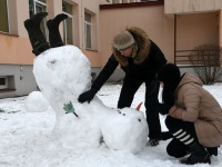 Rahvusvaheline lumememme päev Sindi lasteaias. Foto: Urmas Saard / Külauudised