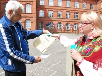 Rein Vendla dirigendina erinevates esinemispaikades. Foto: Urmas Saard / Külauudised