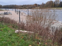 Sindi kärestiku juurde rajatud roheala. Foto: Urmas Saard / Külauudised