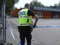 016 Sindi Konsum pärast öist plahvatust SEB pangaautomaadi juures. Foto: Urmas Saard / Külauudised