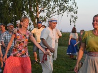 Suvine pööripäev Raekülas. Foto: Urmas Saard / Külauudised