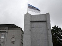 Taasiseseisvusepäeva hommikul Iseseisvuse väljakul. Foto: Urmas Saard / Külauudised