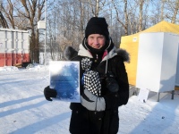 Talvisel energiliste elamuste perepä Sindi ujulas. Foto: Urmas Saard / Külauudised