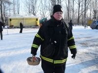 Talvisel energiliste elamuste perepä Sindi ujulas. Foto: Urmas Saard / Külauudised