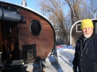 Talvisel energiliste elamuste perepä Sindi ujulas. Foto: Urmas Saard / Külauudised