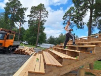 Tammemäe lauluväljakul valmistumine Vaba Rahva Lauluks. Foto: Marika Kannisto 