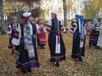 Setod Tapikul tantsimas. Foto: Jaan Lukas