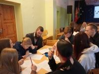 Tartu rahulepingu 105. aastapäeva tähistamine Sindi gümnaasiumis. Foto: Antti Riiet