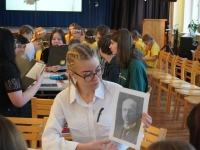 Tartu rahulepingu 105. aastapäeva tähistamine Sindi gümnaasiumis. Foto: Antti Riiet