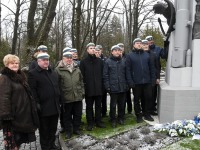 Tartu rahulepingu sõlmimise 105. aastapäeva tähistataval mälestustseremoonial Pärnu Alevi kalmistul. Foto: Urmas Saard / Külauudised