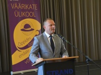 Romek Kosenkranius, Tartu Ülikooli Pärnu kolledži väärikate ülikooli 14. õppeaasta lõpuaktus. Foto: Urmas Saard / Külauudised