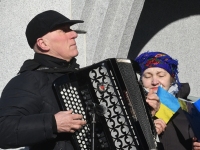 Toetusavaldus Ukrainale Pärnu Iseseisvuse väljakul. Foto: Urmas Saard / Külauudised