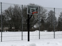 Türi spordiväljakul.   Foto: Urmas Saard / Külauudised