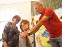 Uhla-Rotiküla 8. elamusjooksu vabatahtlike abiliste tänamine. Foto: Urmas Saard / Külauudised