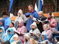 014 Vaba Rahva Laul Haapsalu Piiskopilinnuse õuel. Foto: Urmas Saard / Külauudised