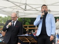 051 Vaba Rahva Laul Haapsalu Piiskopilinnuse õuel. Foto: Urmas Saard / Külauudised