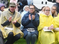 069 Vaba Rahva Laul Haapsalu Piiskopilinnuse õuel. Foto: Urmas Saard / Külauudised