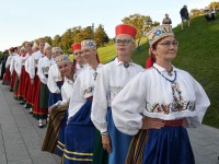 Vaba Rahva Laul Rakvere Vallimäel. Foto: Urmas Saard / Külauudised
