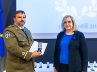 Vabaduse Tammepärja aumärkide üleandmaine Tallinna loomaaia keskkonnahariduskeskuse saalis. Foto: Arno Mikkor
