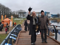 Vallikääru aasa kaarsilla avamise päeval. Foto: Urmas Saard / Külauudised 
