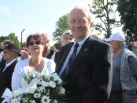 Viljandimaa Vabadussõjas langenute mälestussamba taasavamine, pärgade asetamine, tulede tseremoonia. Foto: Urmas Saard / Külauudised