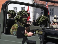 Võidupüha paraad Kuressaares. Foto: Urmas Saard / Külauudised