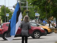 Võidupühal mälestati Pärnu Alevi kalmistul vabadussõjas langenuid. Foto: Urmas Saard / Külauudised