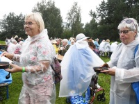 XV Vaba Rahva Laulul enne suure kontserdi algust Tammemäel. Foto: Urmas Saard / Külauudised