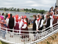 XXVIII laulu- ja XXI tantsupeo “Iseoma” tuli peatumas suvepealinnas. Foto: Urmas Saard /  Külauudised