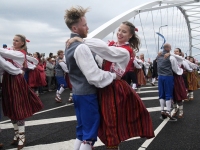 XXVIII laulu- ja XXI tantsupeo “Iseoma” tuli peatumas suvepealinnas. Foto: Urmas Saard /  Külauudised