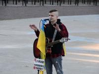 Yarosh Ukraina heaks korraldatud kontserdil Pärnu Vallikäärus. Foto: Urmas Saard / Külauudised