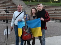 Yarosh Ukraina heaks korraldatud kontserdil Pärnu Vallikäärus. Foto: Urmas Saard / Külauudised
