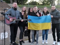 Yarosh Ukraina heaks korraldatud kontserdil Pärnu Vallikäärus. Foto: Urmas Saard / Külauudised
