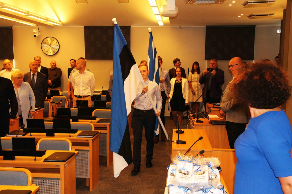Eesti ja Tallinna lippude sissetoomise tseremoonia. Foto Jukko Nooni