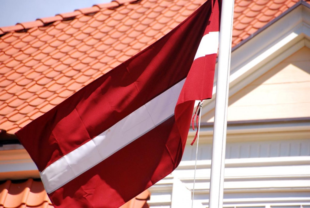 Läti lipp Foto Urmas Saard