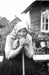 Pümme-Katrõ 1957. aastal. Tampere Herberti pilt. Pilt Eesti kirändüsmuusõumi rahvaluulõ arhiivi kogost. Uma Leht