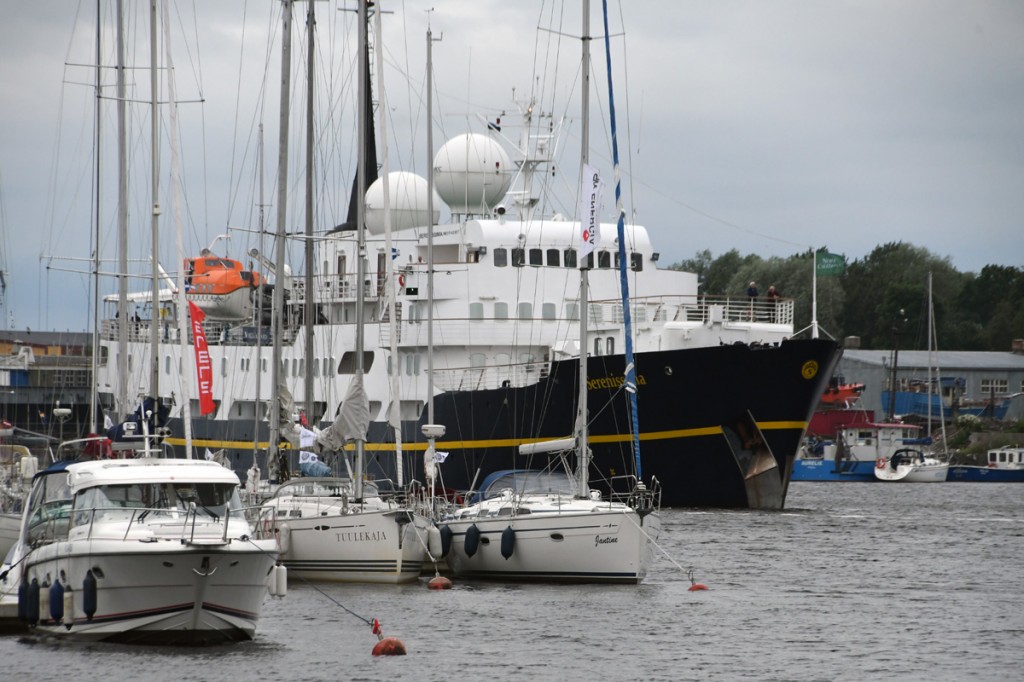 Ristluslaev Serenissima saabub Pärnusse Foto Urmas Saard