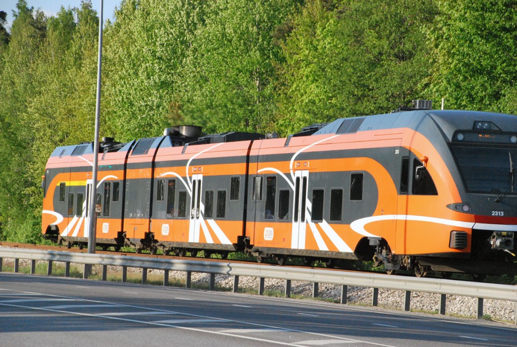 Rongiga Eestimaa raudteedel, pildil Pärnus Foto Urmas Saard